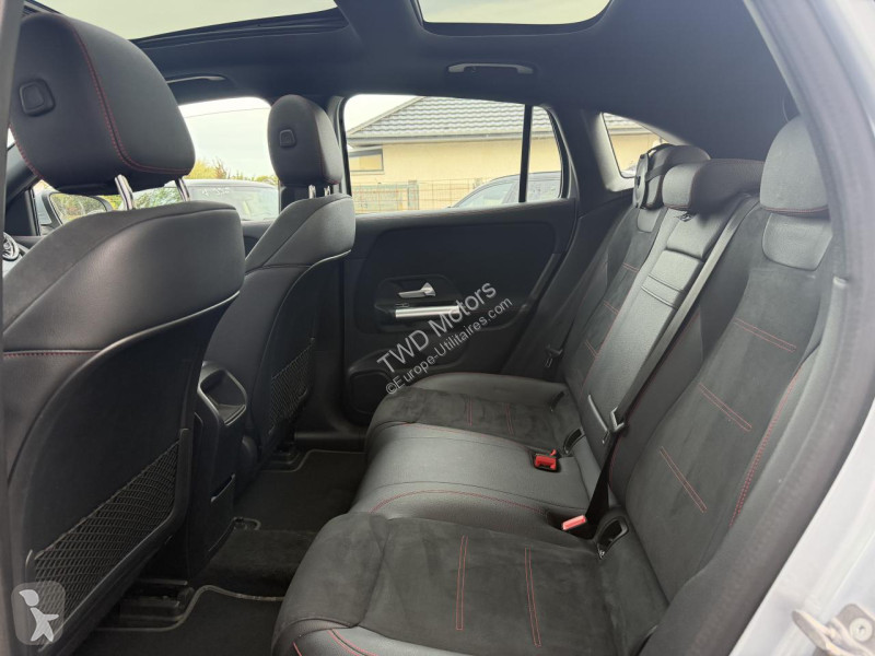 Véhicule utilitaire Mercedes EQA 250 +  AMG Line