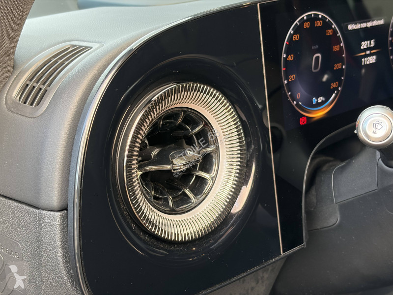 Véhicule utilitaire Mercedes GLB 250+ EQ