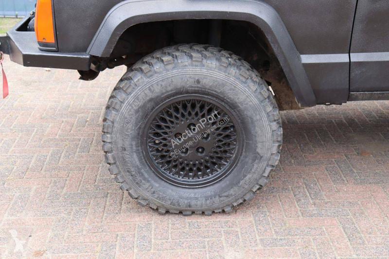 Véhicule utilitaire Jeep Limited