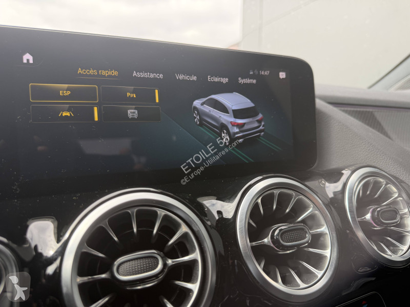 Véhicule utilitaire Mercedes GLA 200 d 8G-DCT