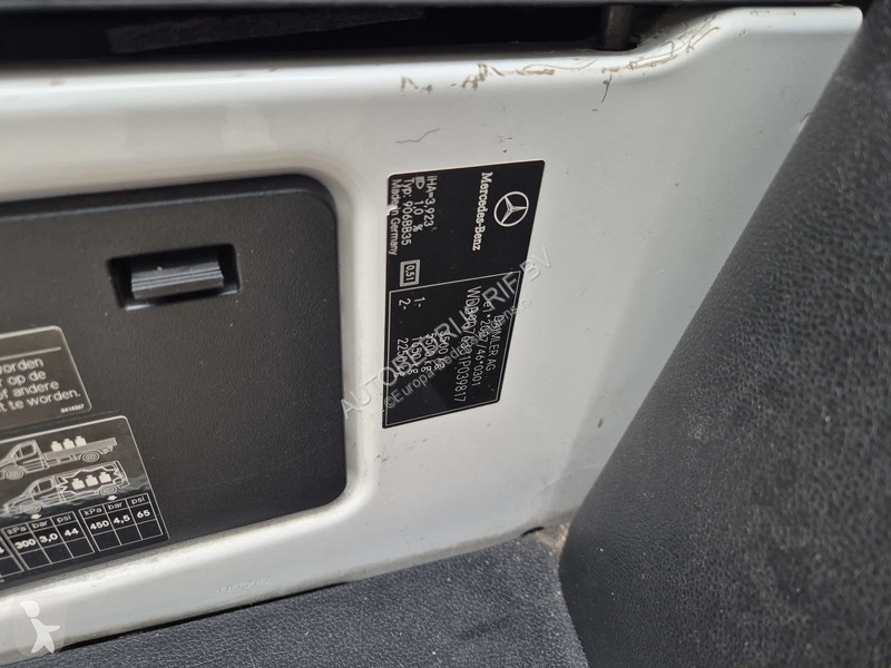 Véhicule utilitaire Mercedes 316 CDI/ L2H1/Aut/...