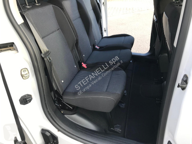 Véhicule utilitaire Fiat Doblo van d.cab XL 1.5...