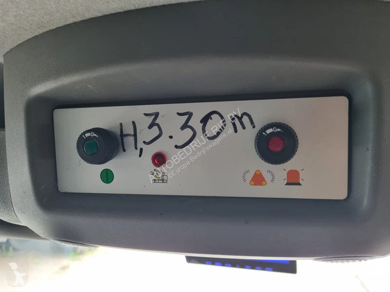 Véhicule utilitaire Renault 2.3 DCI Hoogwerker...