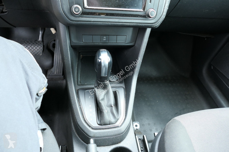 Véhicule utilitaire Volkswagen Caddy 2.0 TDI...