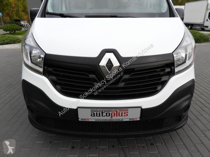Véhicule utilitaire Renault  TRAFIC