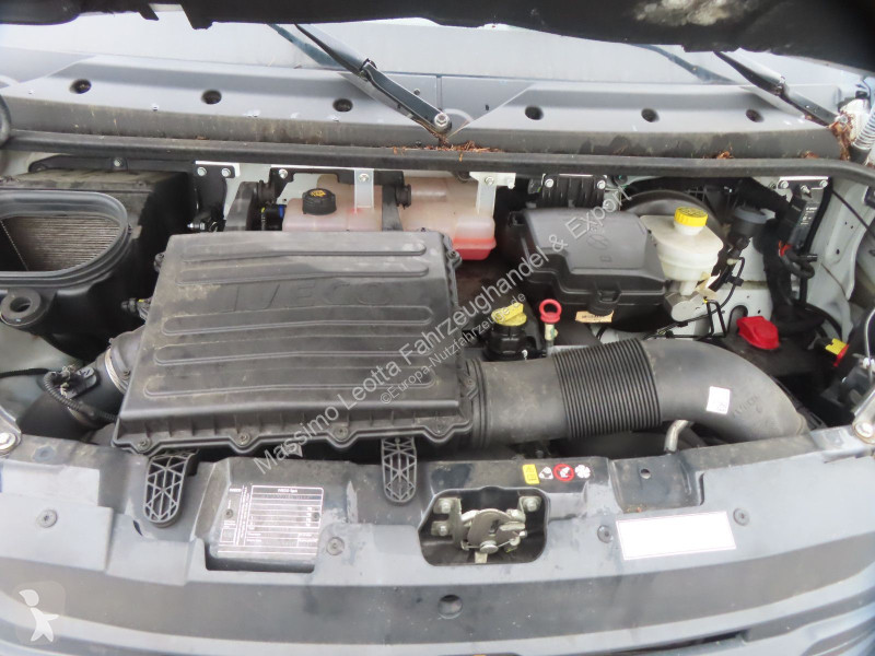 Užitkové vozidlo Iveco 35C16  3,0  Möbelkoffer...