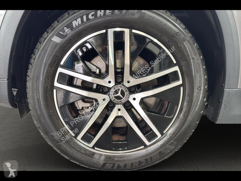 Véhicule utilitaire Mercedes GLA 250 e...