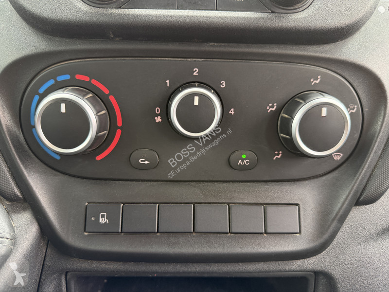 Véhicule utilitaire Iveco 35C16 3.0
