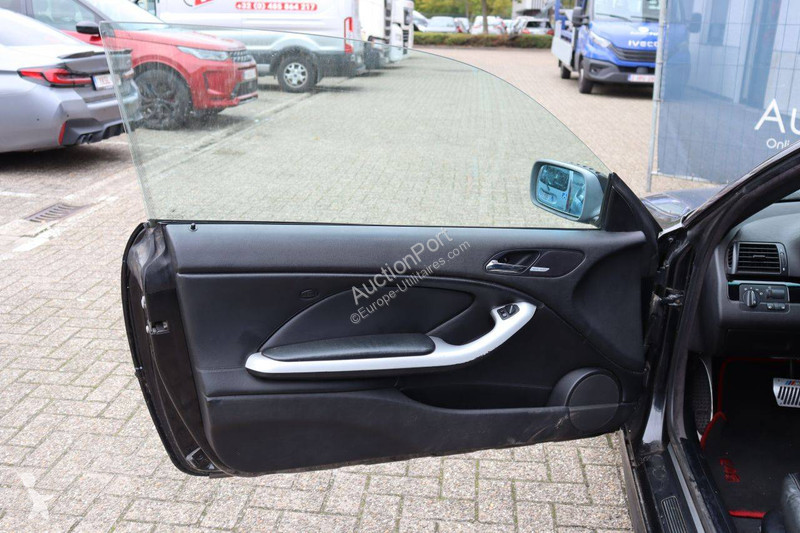 Véhicule utilitaire BMW 330 Ci 3 Serie