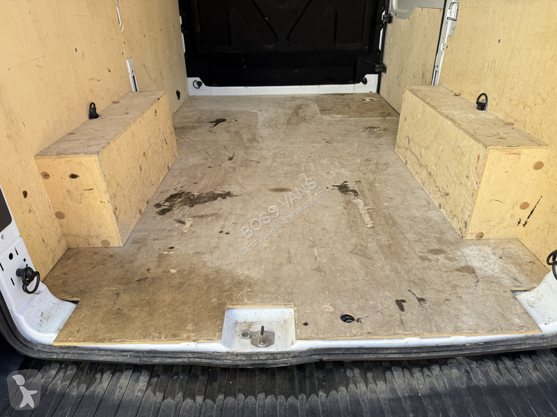 Véhicule utilitaire Ford 2.0 TDCI 130PK