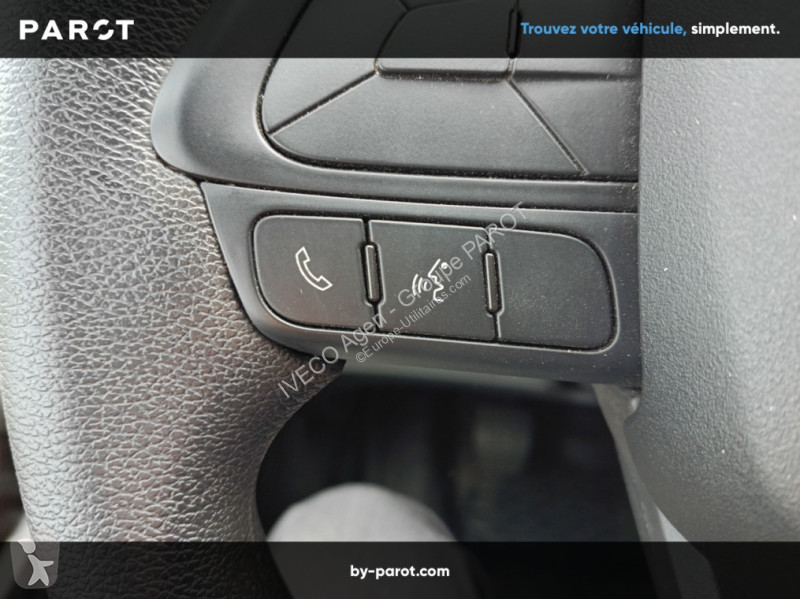 Véhicule utilitaire Iveco 35C16H3.0 empattement...