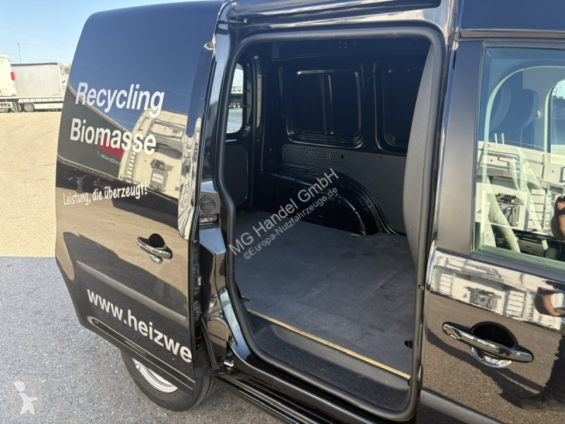 Véhicule utilitaire Volkswagen Caddy  2.0 TDI...