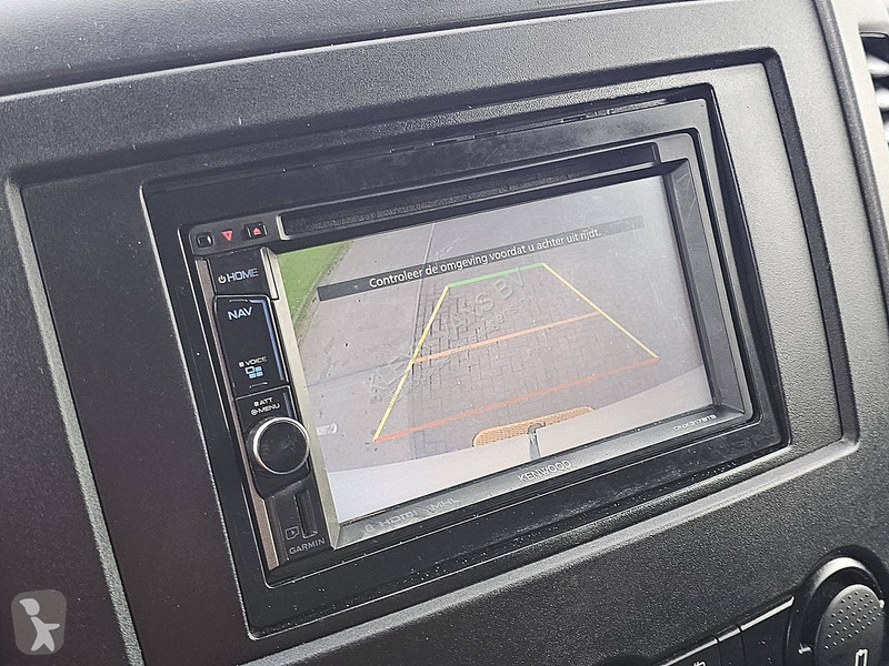 Véhicule utilitaire Mercedes 519 L2H2 N1 V6...