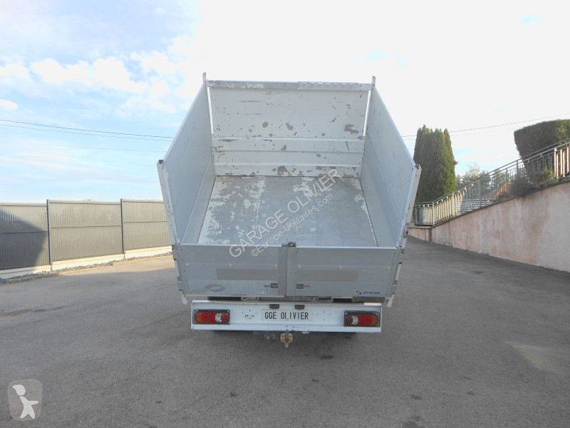 Užitkové vozidlo Renault Benne Double Cabine...