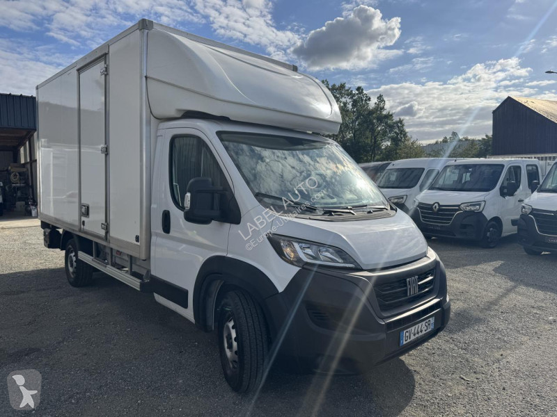 Fiat DUCATO CAISSE 20M3 + HAYON 3T5 MAXI 2.2...
