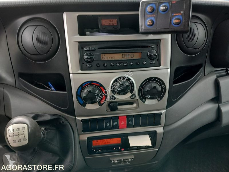 Iveco 65C18 van