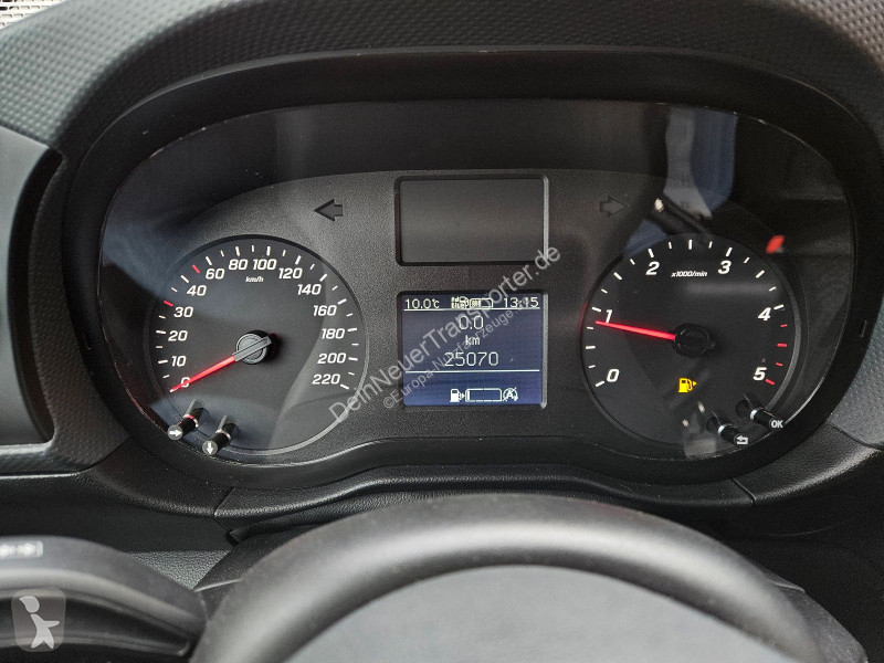 Mercedes 108 CDI...