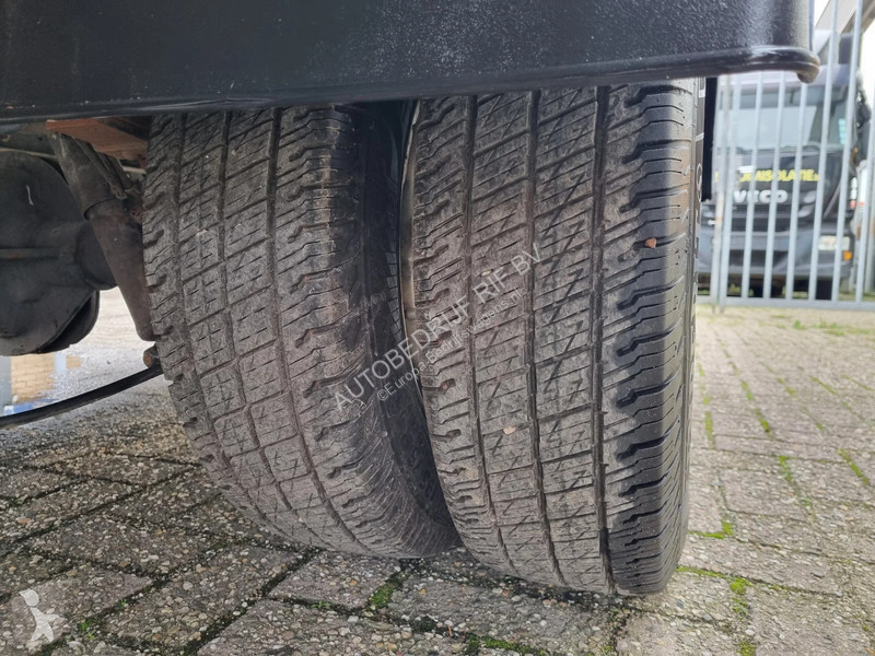 Užitkové vozidlo Iveco 35C16 3.0D Koelkoffer...