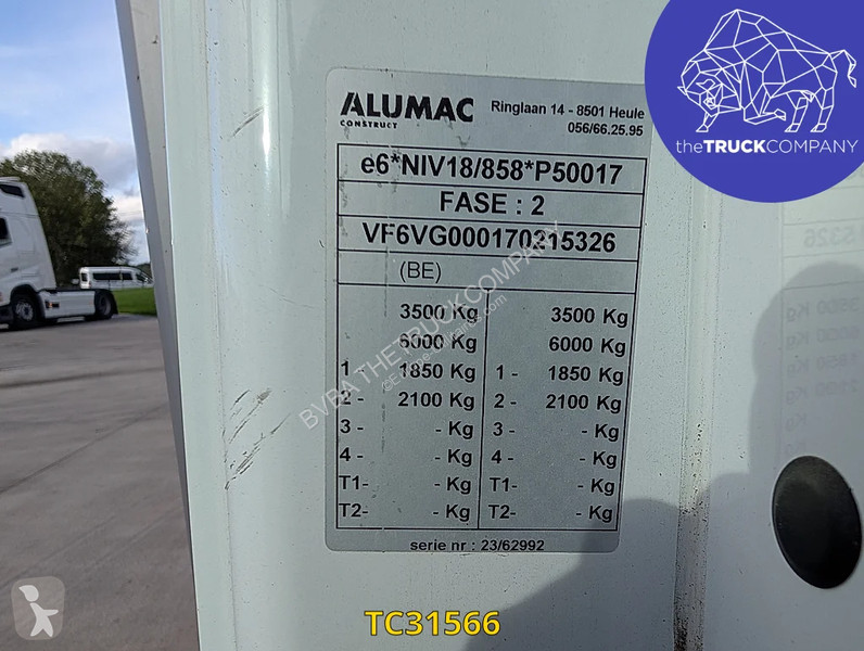 Renault 2.3 DCI KOFFER MET LAADBRUG van