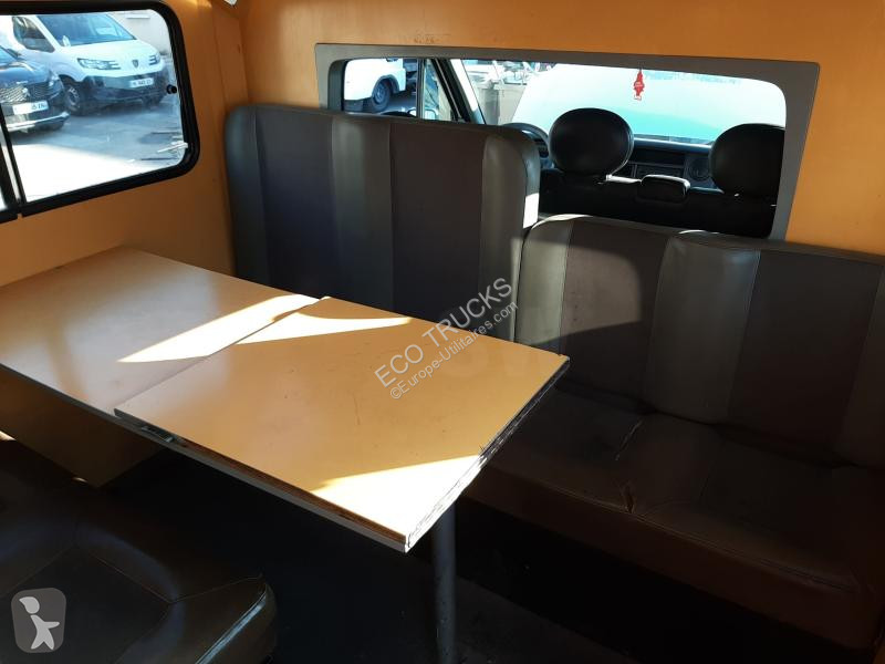 Užitkové vozidlo Renault 2.5 DCI 120