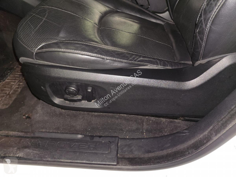 Užitkové vozidlo Land Rover 2.0 eD4 150 4x2 SE...