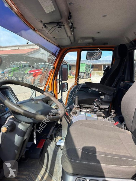 Furgoneta Mercedes U4000 mit Kipppritsche