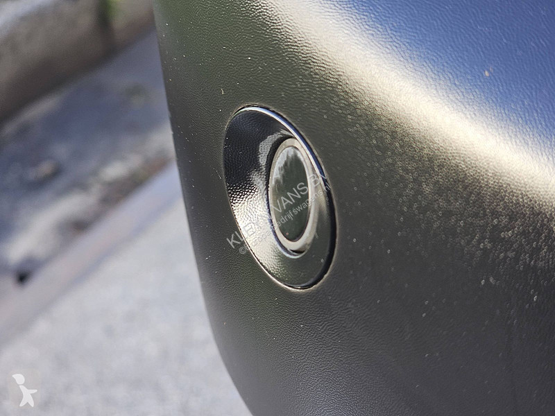Furgoneta Opel 1.5 airco, navi, zijdeur, pdc