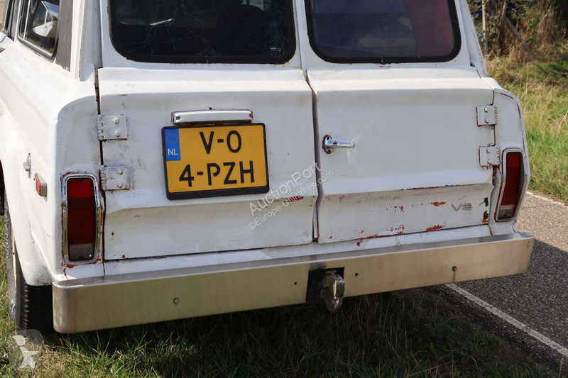 Furgoneta Jeep Chief