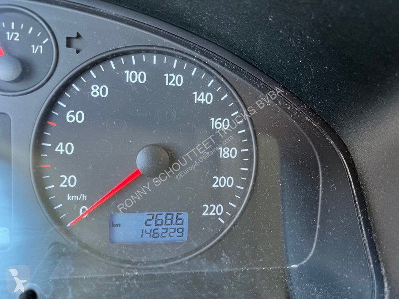 Furgoneta Volkswagen T5 2.5 TDI 4x2 T5 2.5 TDI...