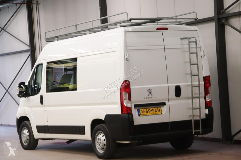Furgoneta Peugeot L2H2 DUBBEL CABINE 7 personen...