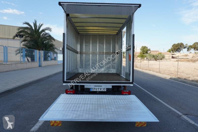 Furgoneta Iveco