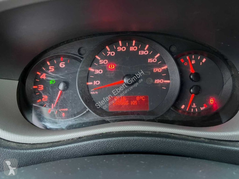 Furgoneta Renault 2.3 dCi / KLUBB K26, 12m