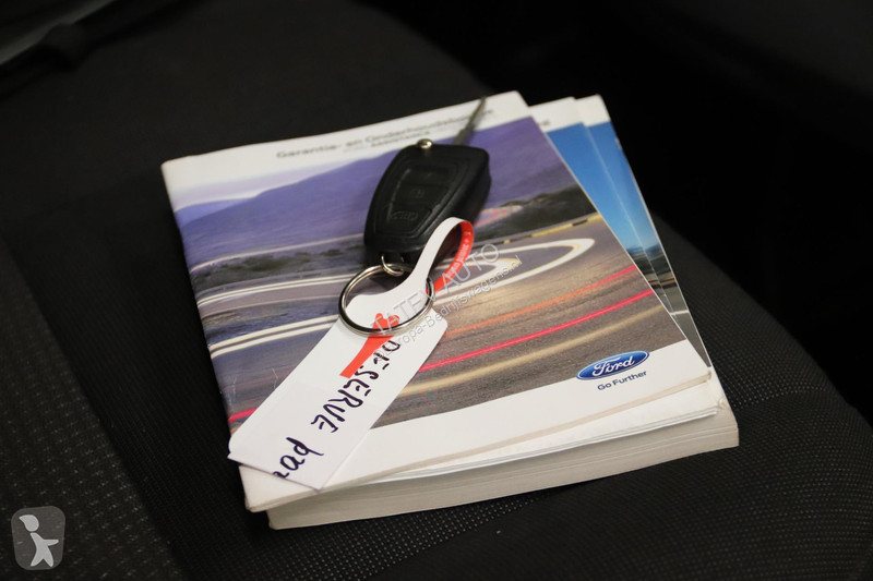 Užitkové vozidlo Ford met nieuwe NIEUWE MOTOR...
