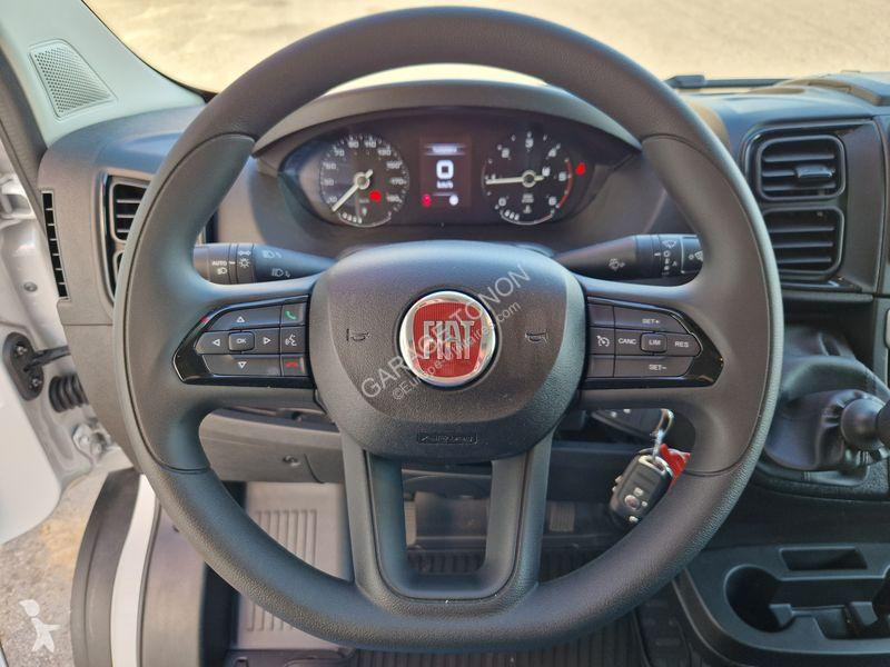 Véhicule utilitaire Fiat 180CV CAISSE 30m3
