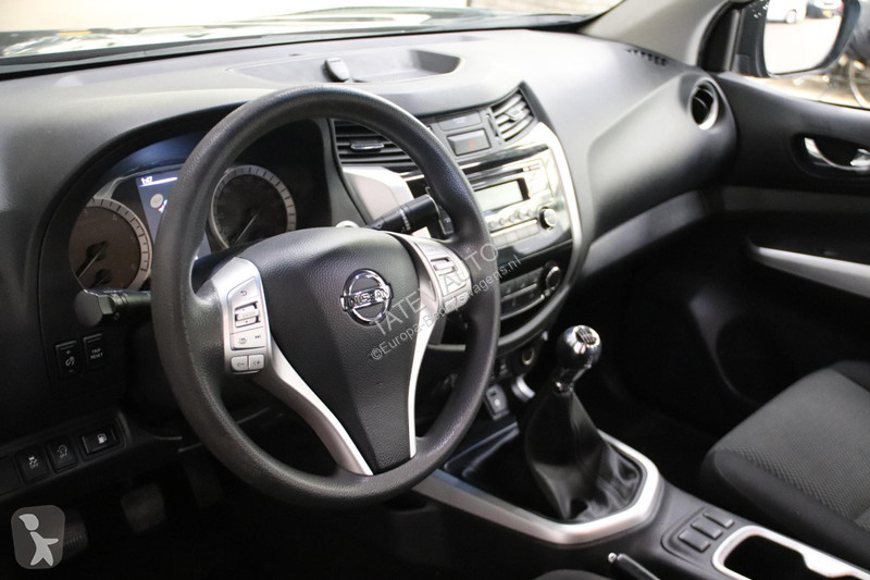 Furgoneta Nissan 2.3 dCi PICK UP 4X4