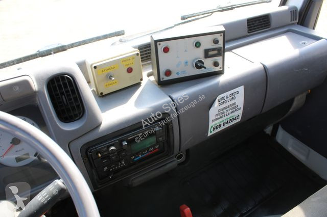 Furgoneta Nissan E 120 20Meter Sequani...