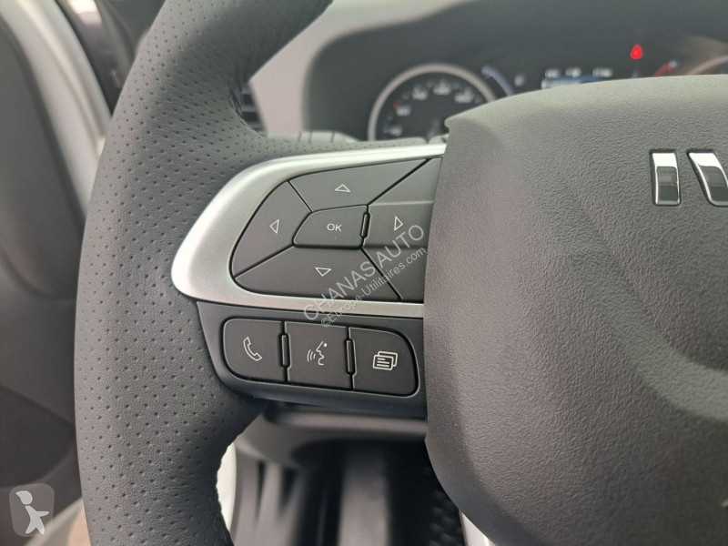 Autoutilitară Iveco 35C18 A8 180CV 3L HAYON...