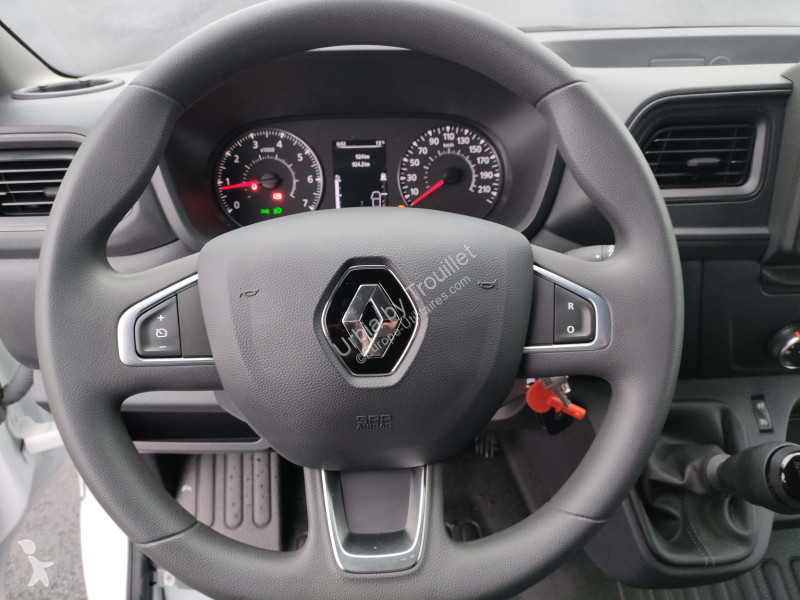 Véhicule utilitaire Renault 20M3 145 CV FOURGON...