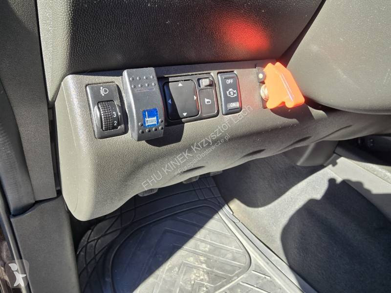 Véhicule utilitaire Nissan