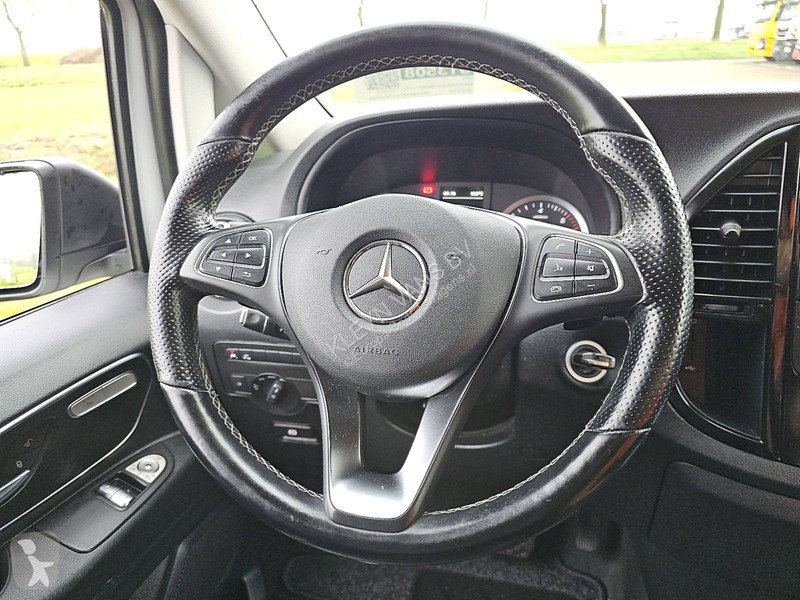 Véhicule utilitaire Mercedes 119 CDI L2...