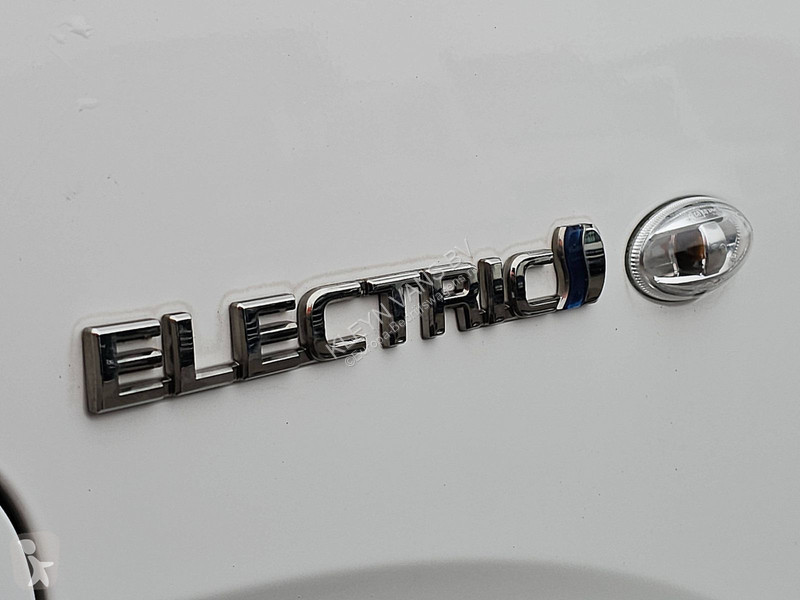 Véhicule utilitaire Toyota ELECTRIC 50 KWH L3...