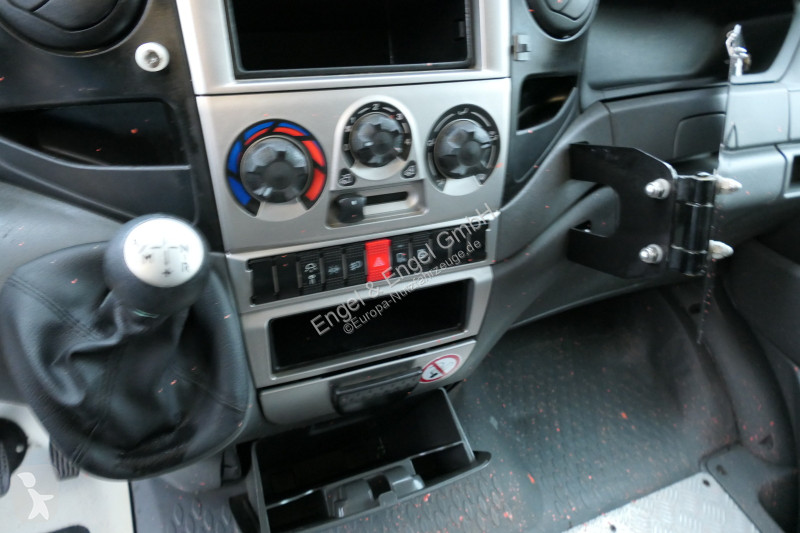 Furgoneta Iveco Daily 35 S11 C30C AUTOMATIK...