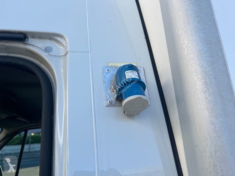 Veicolo commerciale Renault MASTER III GRD VOL...