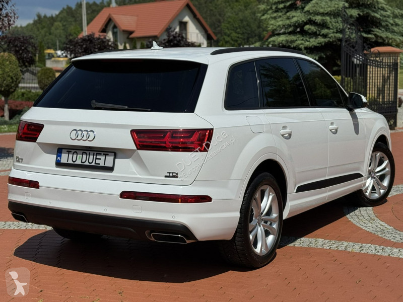 Véhicule utilitaire Audi Q7