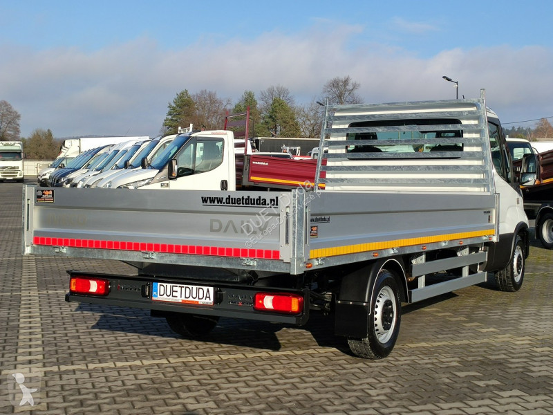 Furgoneta Iveco 35S16 V