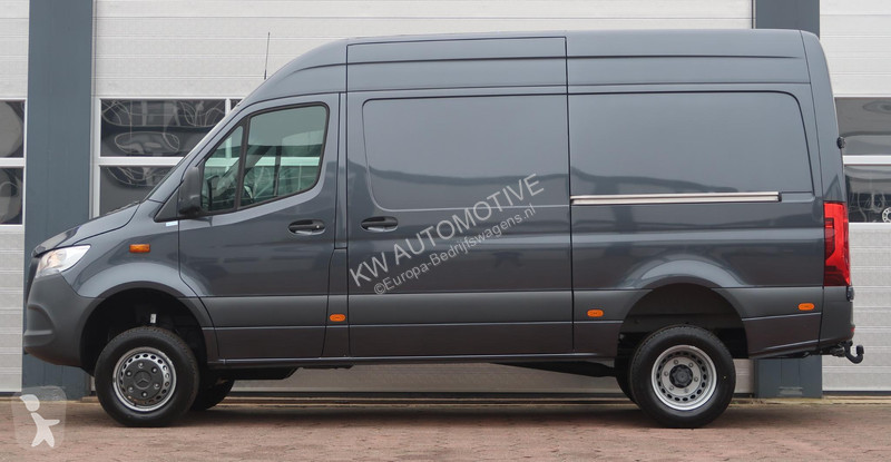 Véhicule utilitaire Mercedes 519 CDI L2H2 4X4...