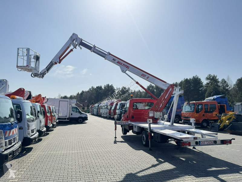 Véhicule utilitaire Iveco 35S12