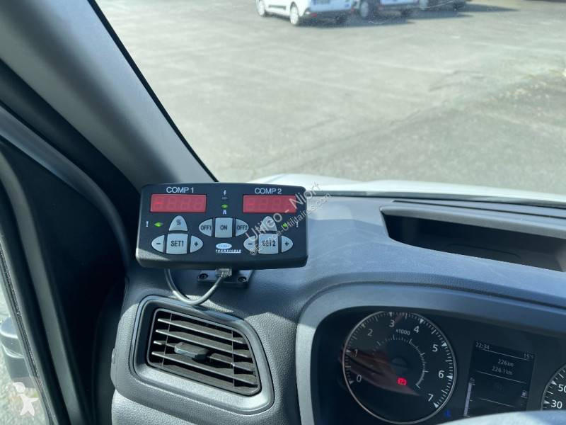 Furgoneta Nissan