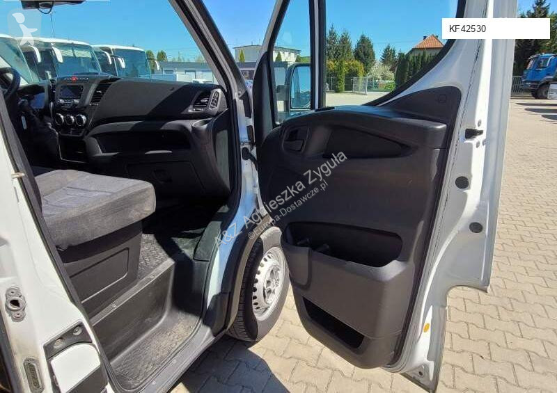 Veículo utilitário Iveco DAILY 35-140 /...