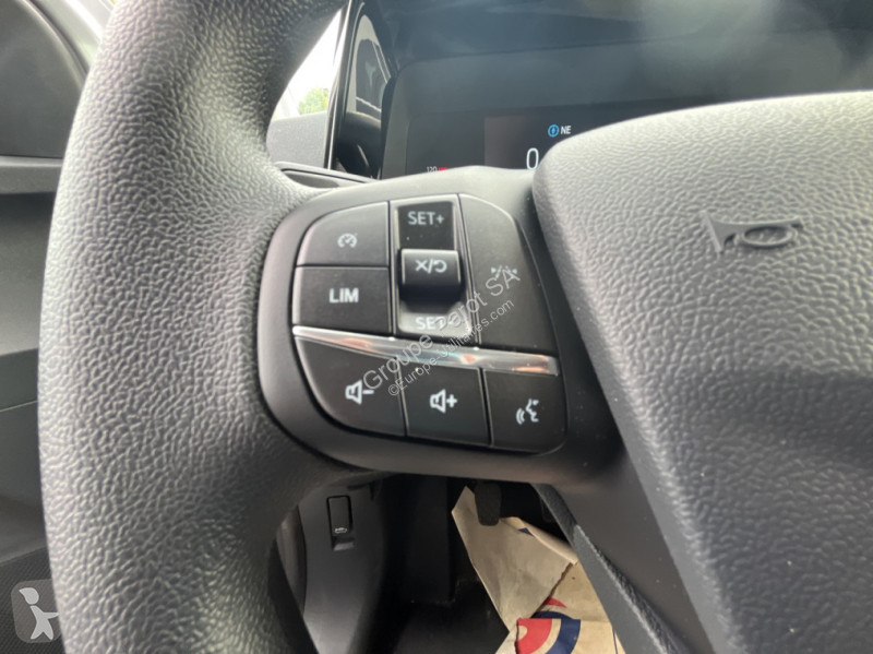 Véhicule utilitaire Ford 1.0 EcoBoost 100ch Trend